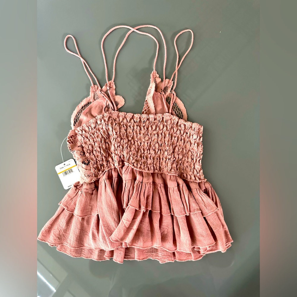 Free People Women’s Adella Cami Lace Ruffled Tank Top size small in Mauve